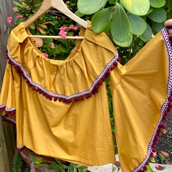 Blouse - Picture 2 of 2